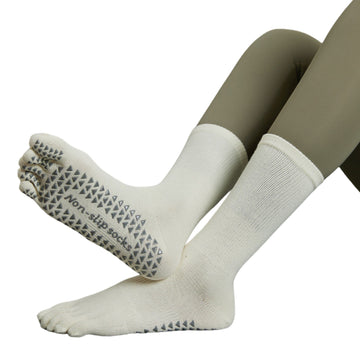 Round Toe Crew Grip Socks